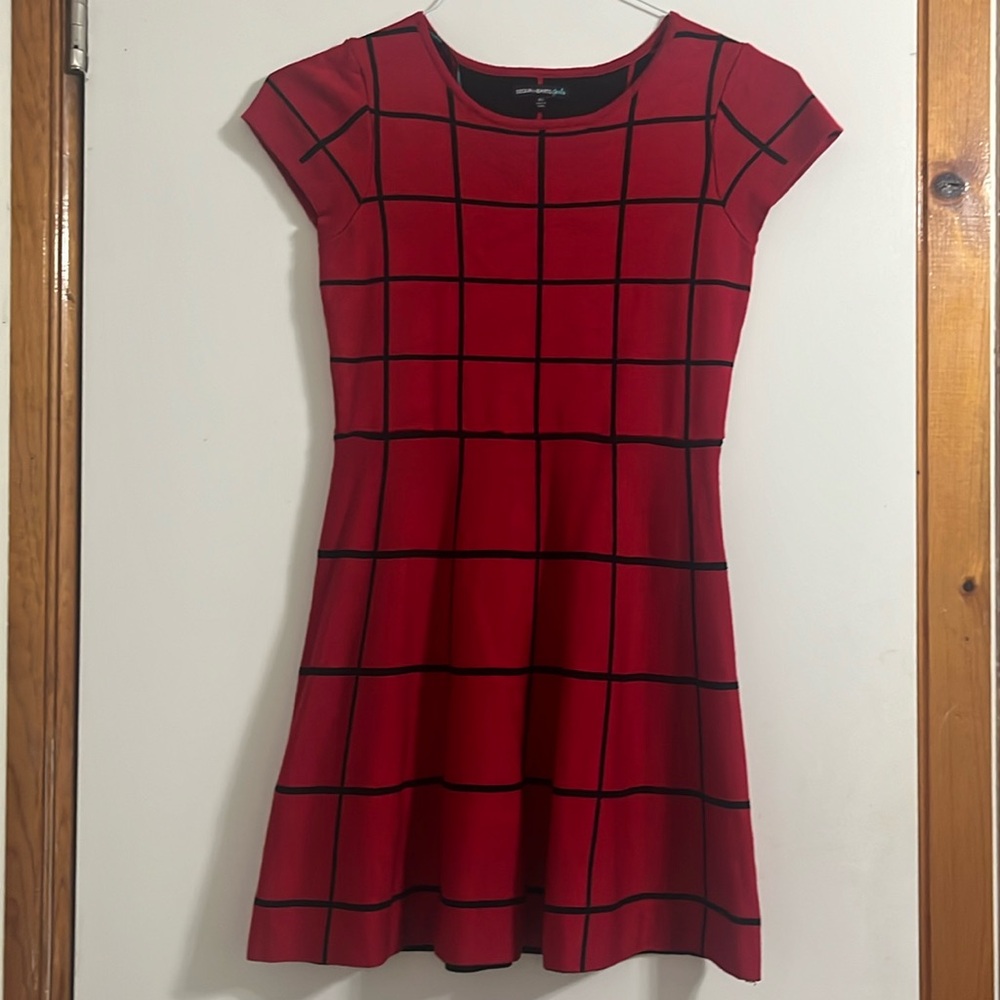 Sequin Hearts Girls Dress size XL color Red and Black short sleeve sweater dress